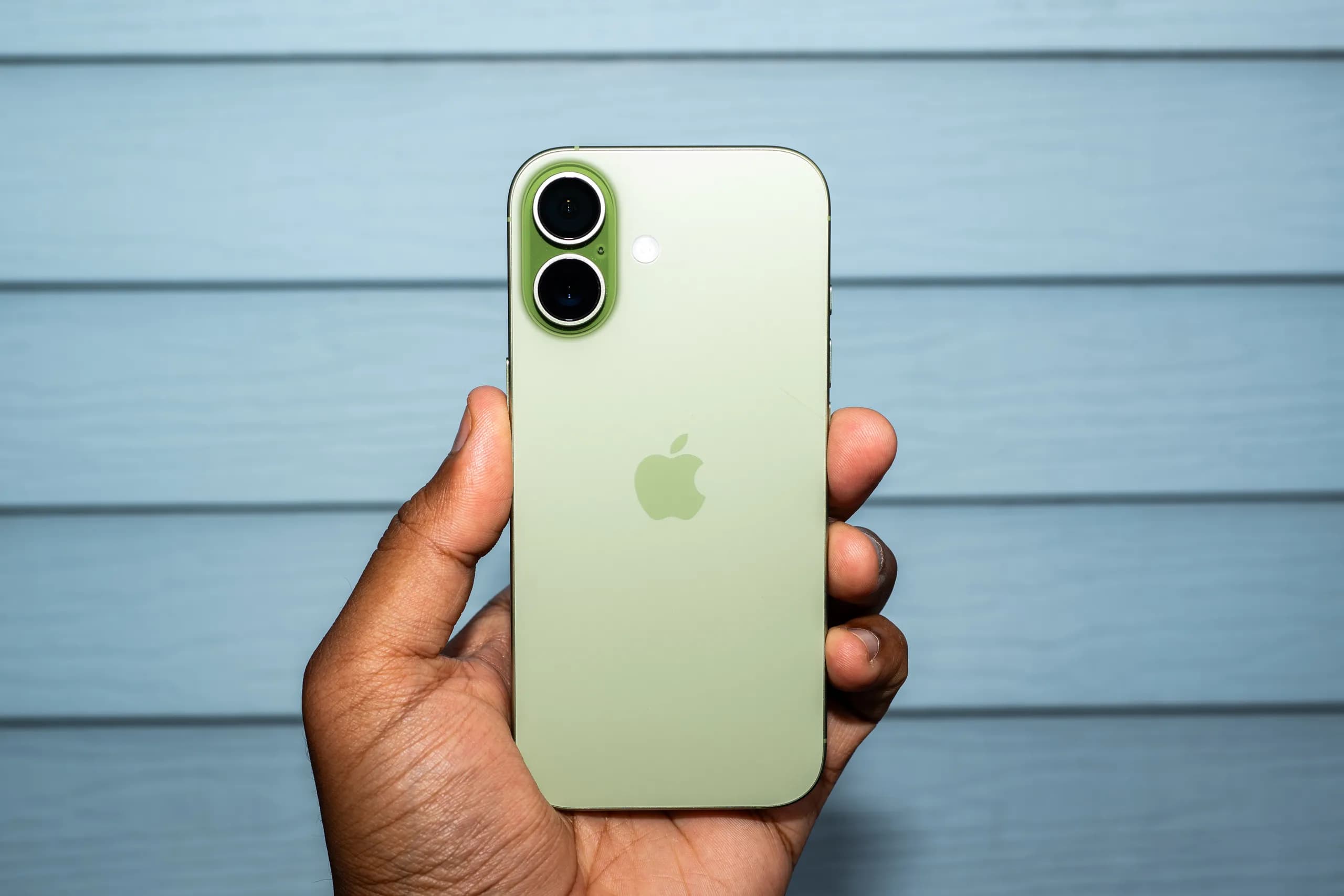Apple iPhone 17 - Latest Model with Advanced Features — image 1